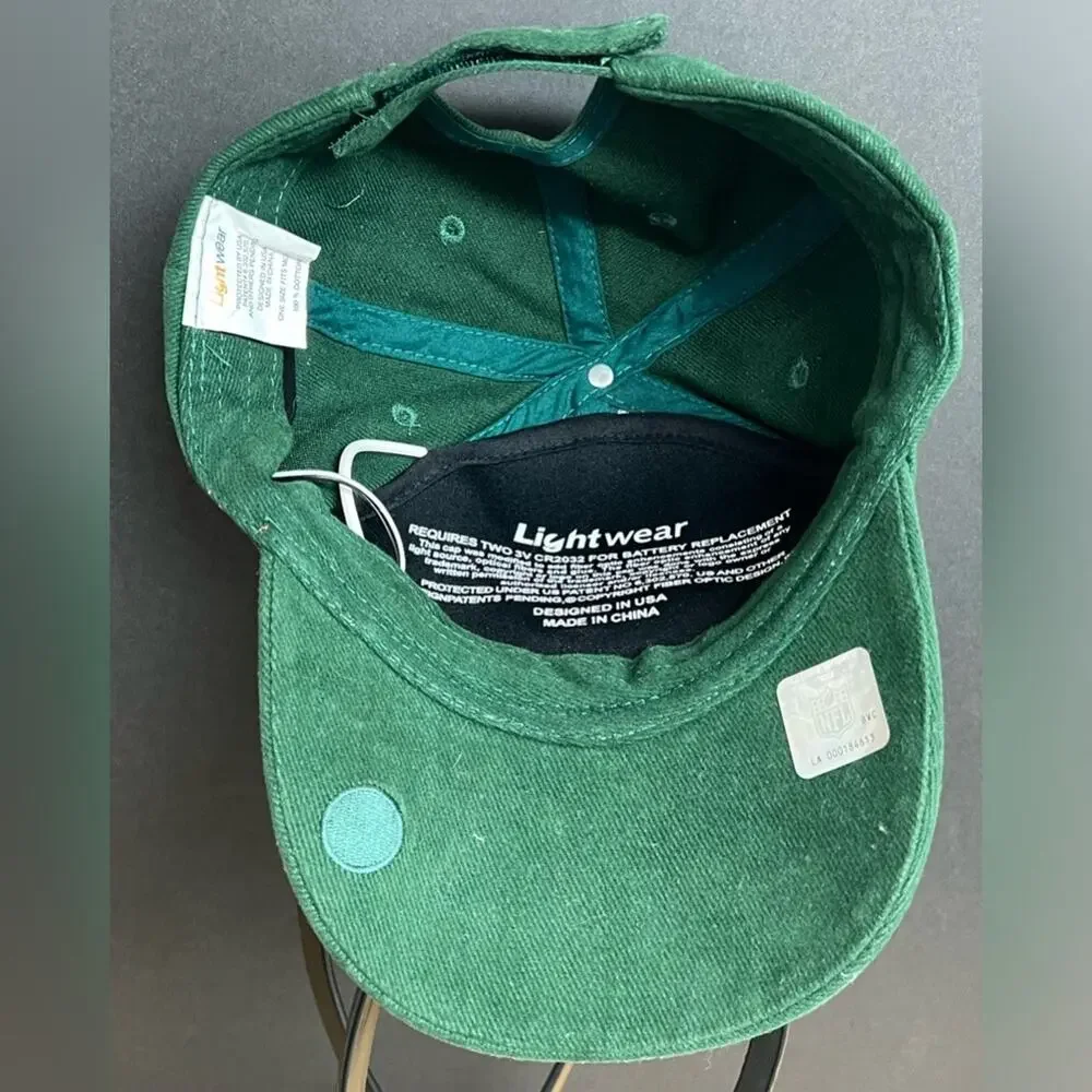 Lightwear Green Bay Packers Light Up Adjustable OSFM Hat Cap NFL Corduroy Logo